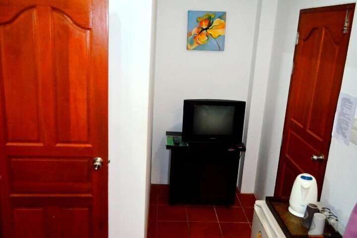 Room 34 of 71
