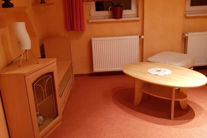 Room 8 of 21