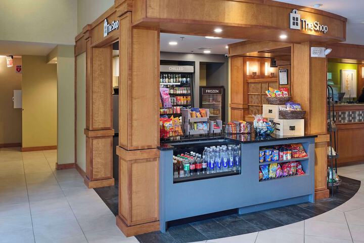Snack bar