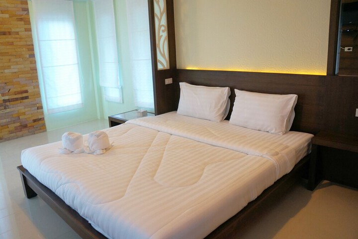 Room 30 of 61