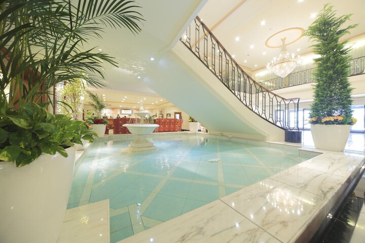 Hotel Interior 4 of 159