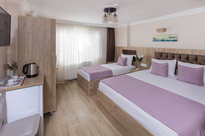 Room 12 of 39