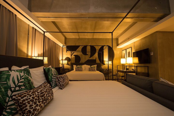 Room 22 of 47