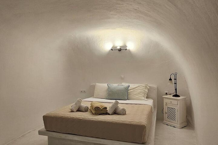 Room 54 of 85