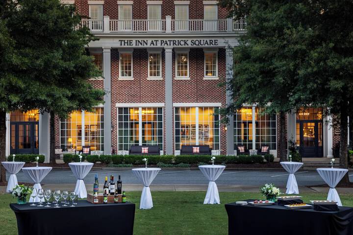 Hotel Interior 5 of 33