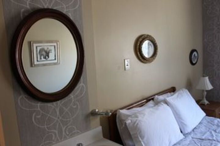 Room 45 of 68