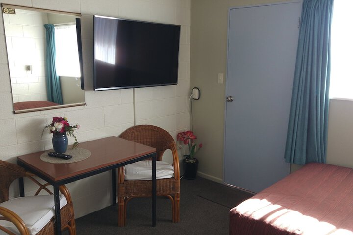 Room 21 of 86