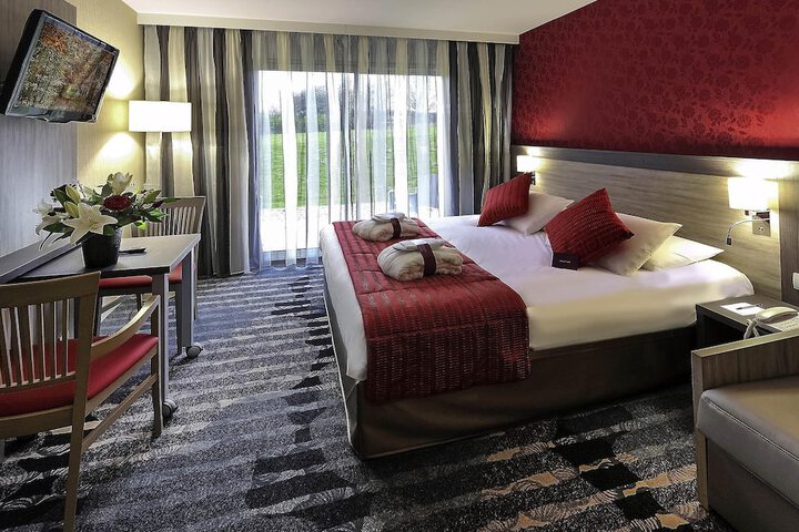 Room 14 of 49