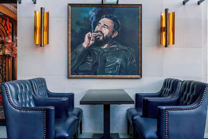 Lounge 49 of 60