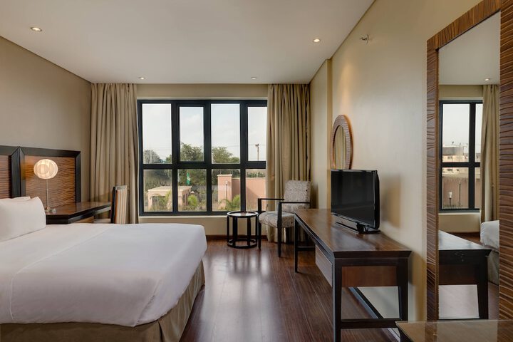 Room 13 of 60