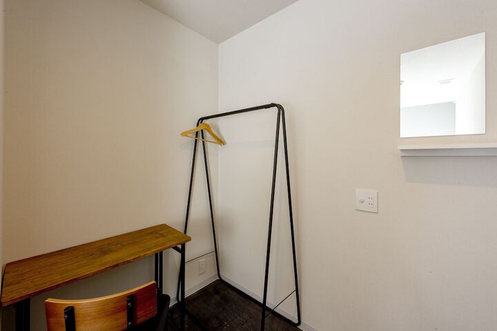 Room 6 of 56