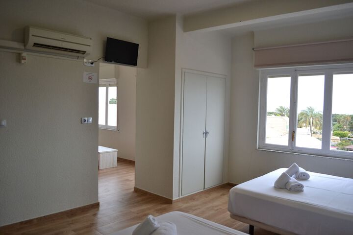 Room 6 of 54