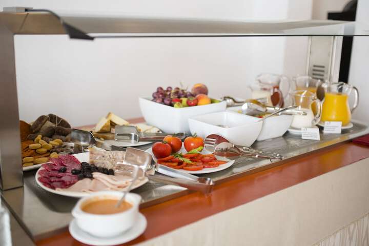 Breakfast/Coffee Service 53 of 86
