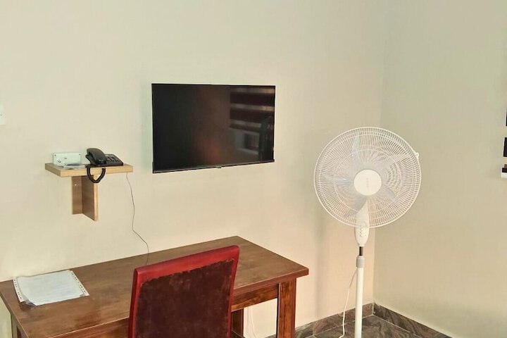Room 11 of 31
