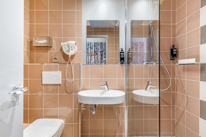 Bath Interior