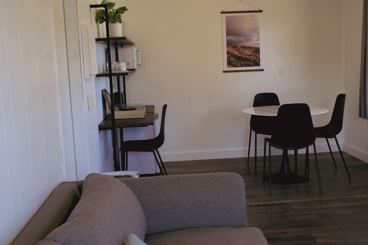 Room 18 of 37