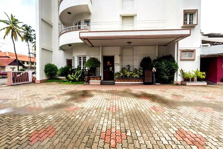 Hotel 33 of 33