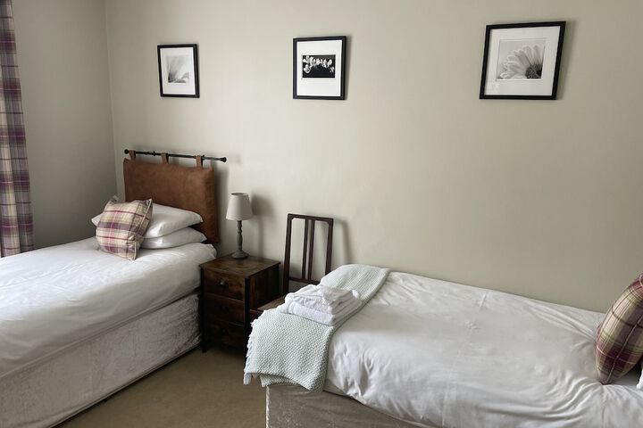 Room 10 of 23