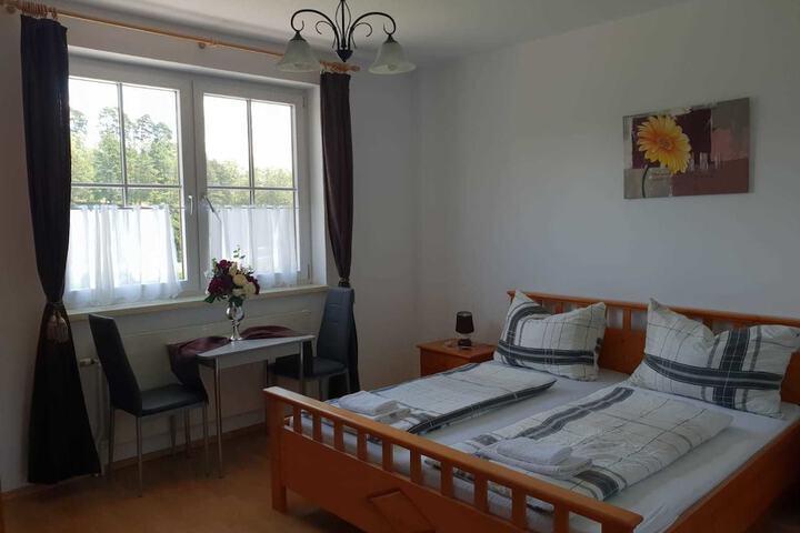 Room 4 of 65