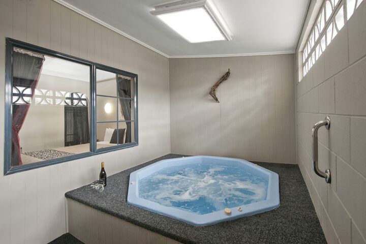Spa 46 of 52