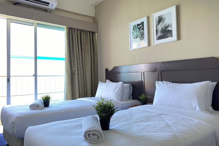 Room 358 of 650