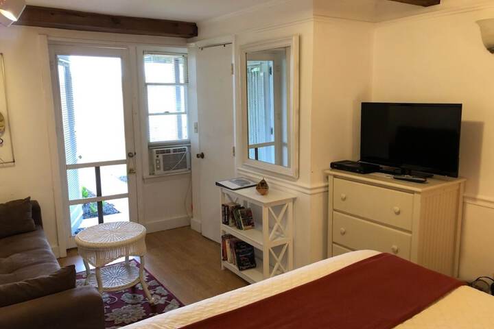 Room 13 of 43