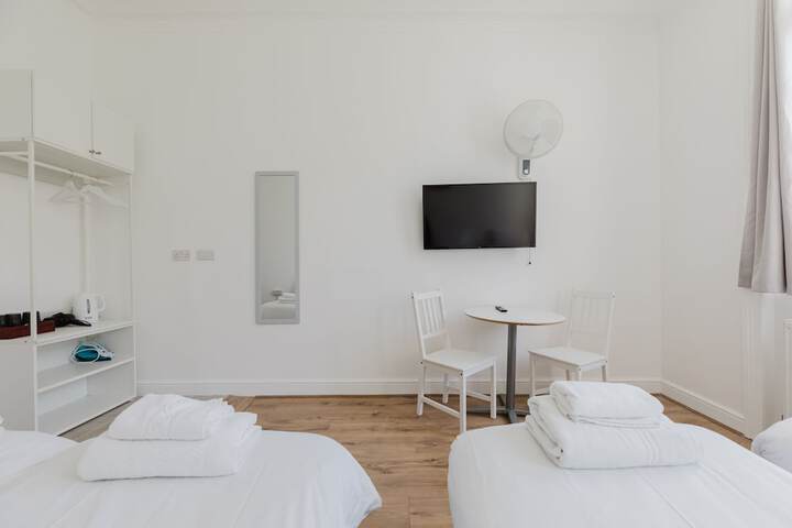 Room 20 of 78