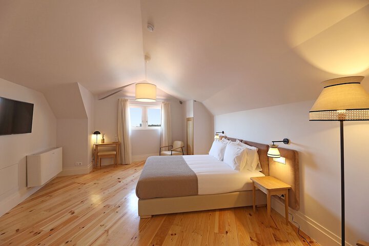 Room 9 of 85