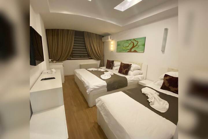 Room 14 of 46