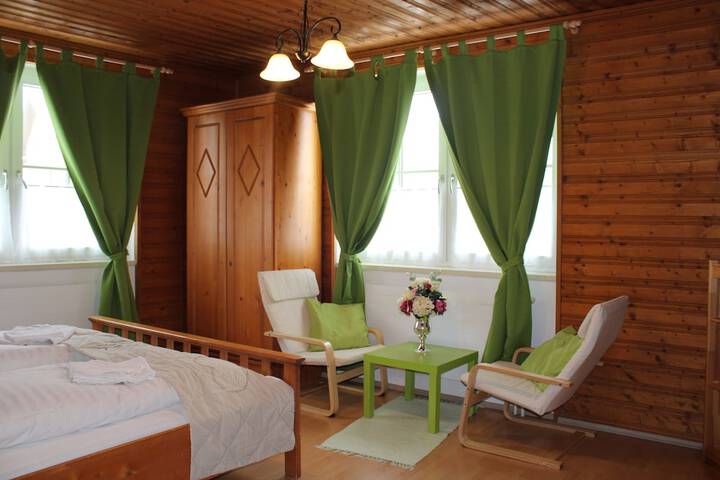 Room 6 of 65