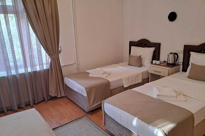 Room 20 of 39