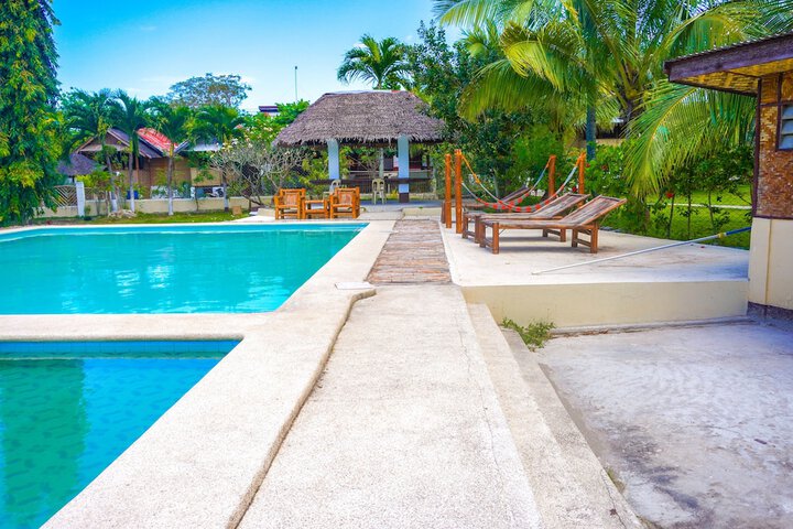 Pool 17 of 35