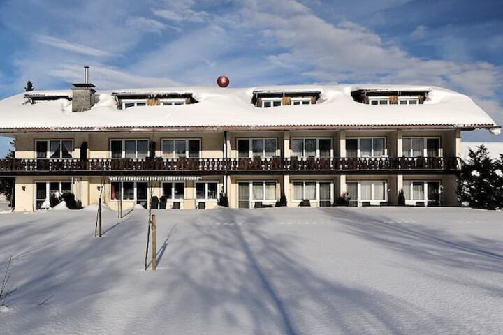 Hotel 55 of 64
