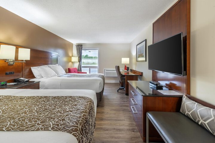 Room 10 of 25