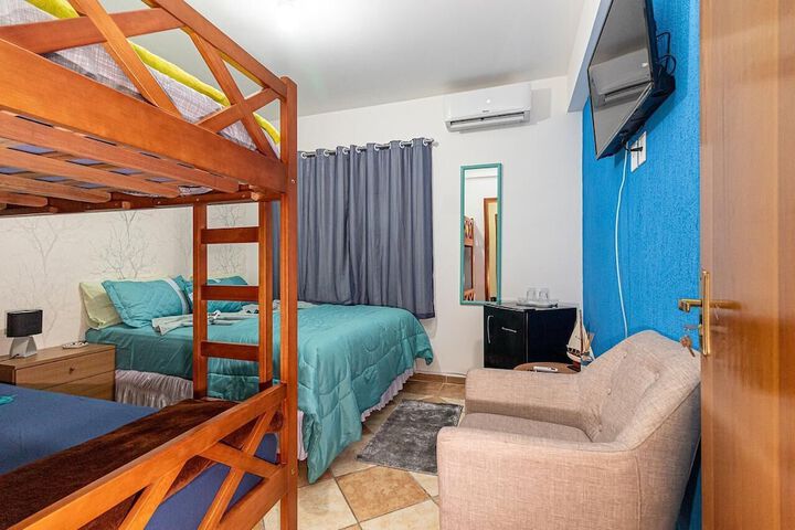 Room 6 of 27