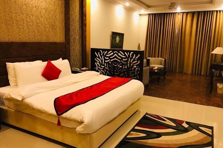 Room 21 of 69