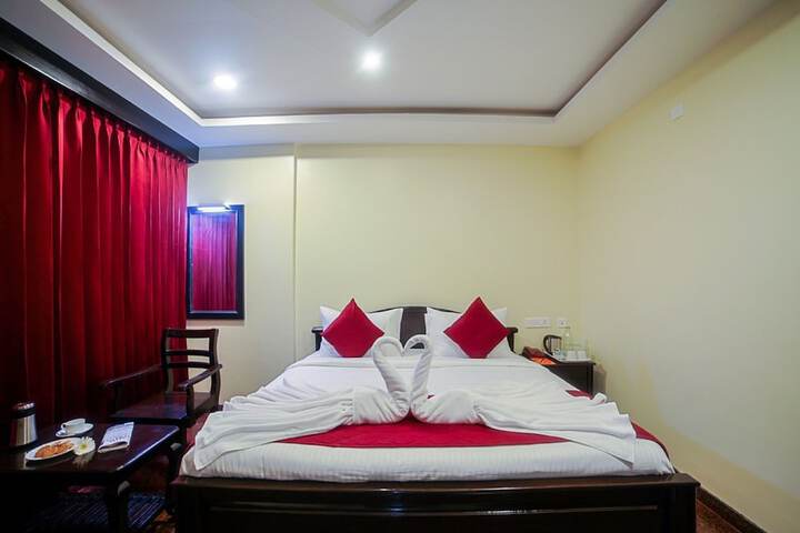 Room 9 of 14
