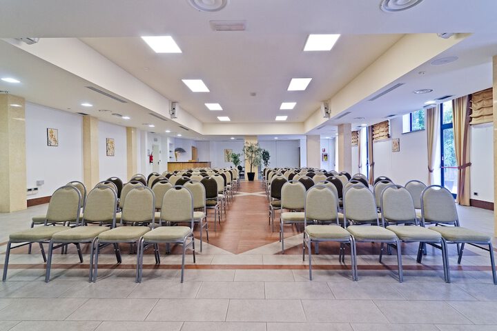 Business Center 45 of 55