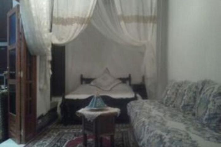 Room 13 of 20