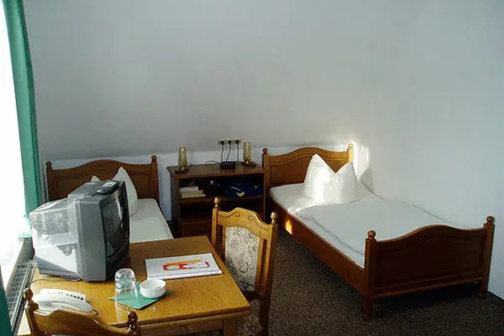 Room 2 of 5