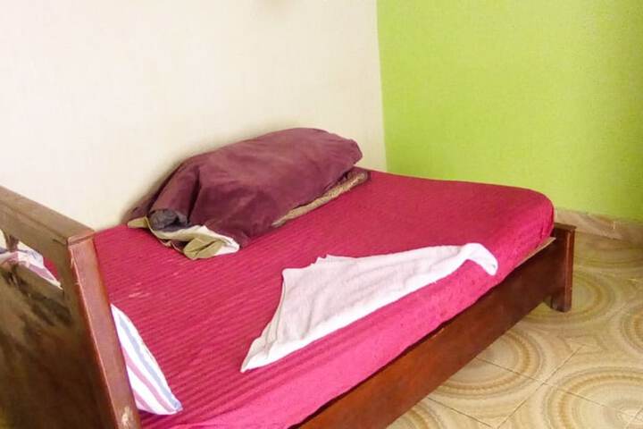 Room 3 of 12