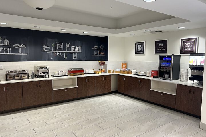 Breakfast area