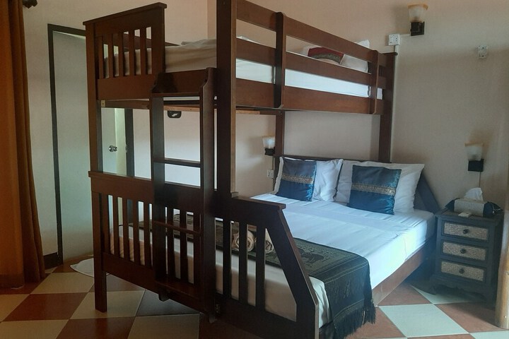 Room 7 of 68