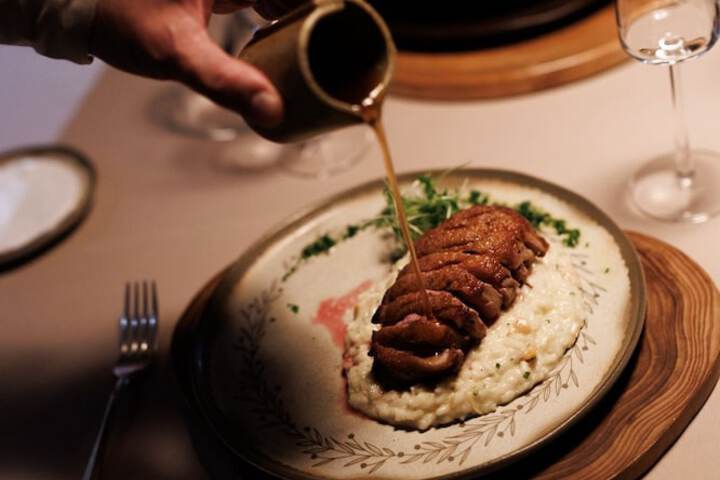 Dining 70 of 110