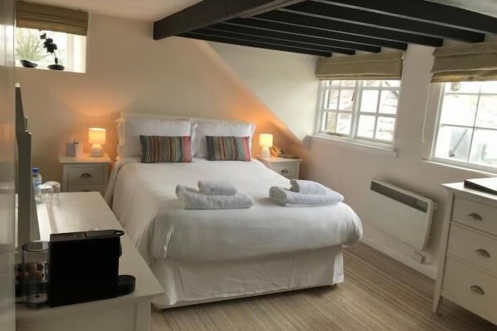 Room 14 of 34