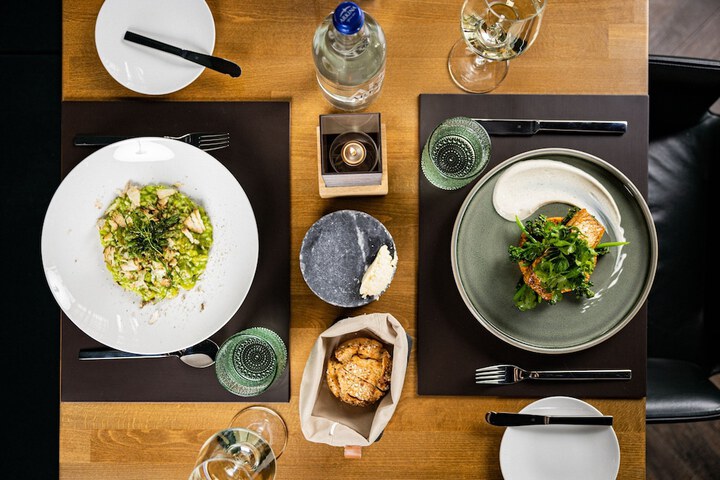 Dining 49 of 84