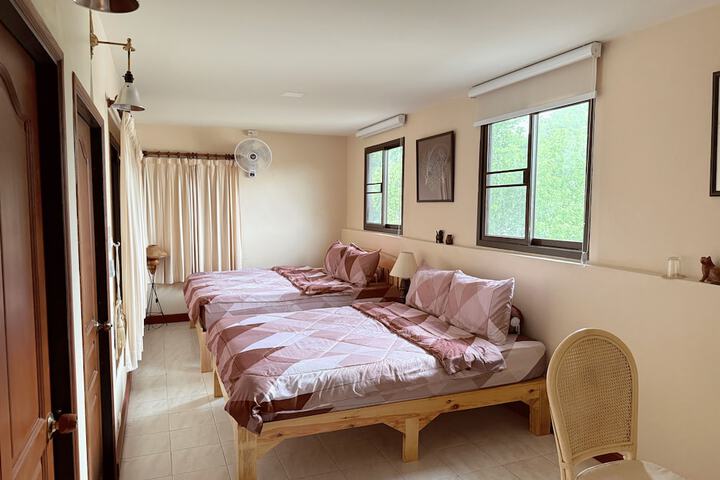 Room 5 of 39