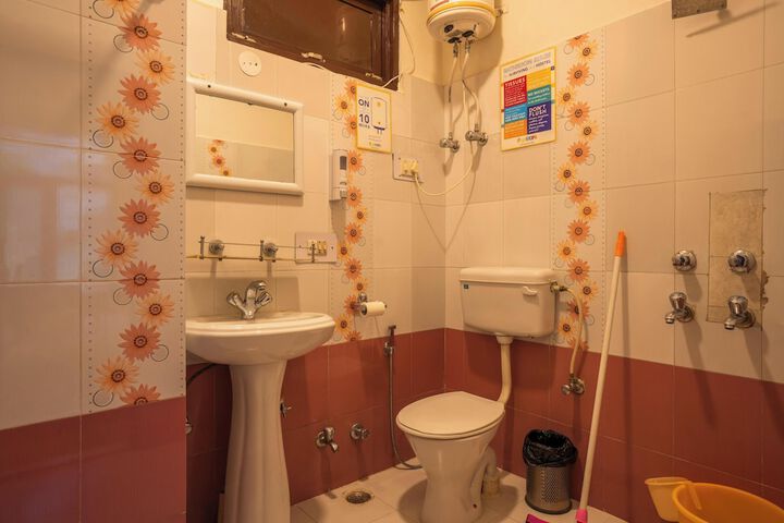Room 58 of 70