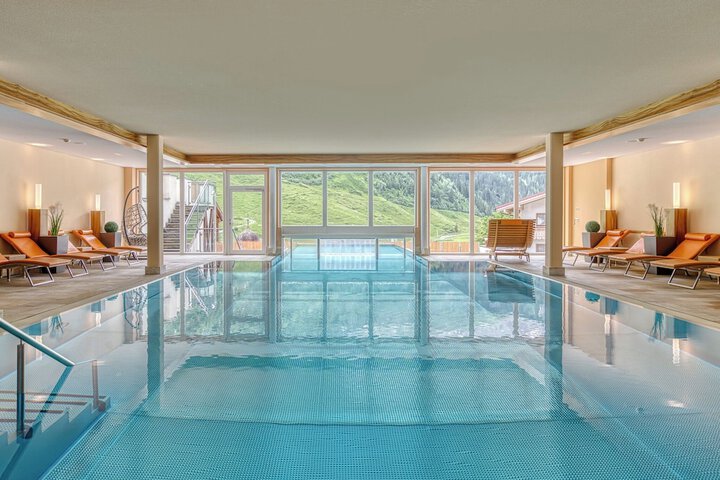Pool 74 of 133