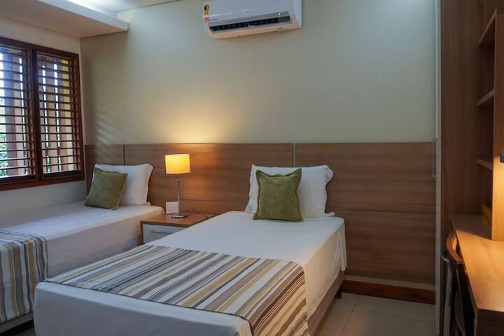 Room 14 of 36